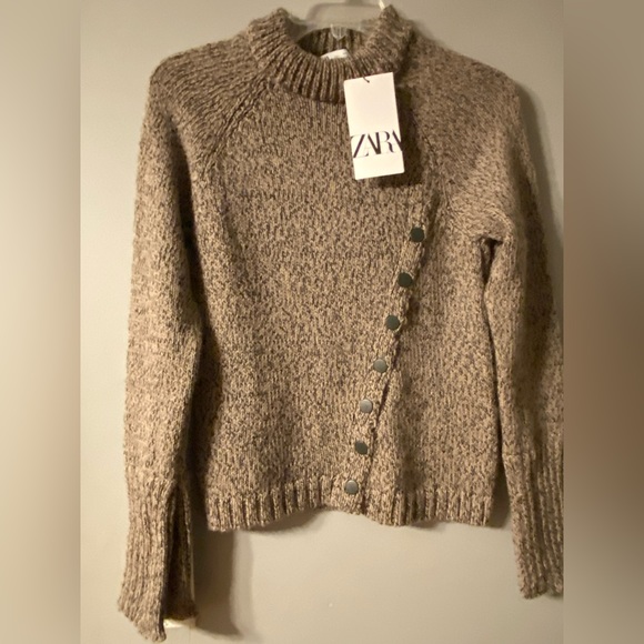 Zara Sweaters - Zara Brand old money aesthetic Womens size S light brown & black tweed sweater